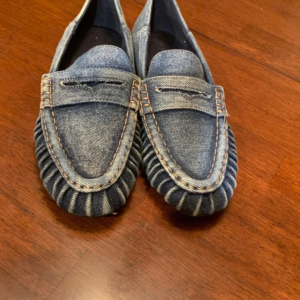 Absolutely stunning rare,unique denim loafers from famous Spanish designer7.5